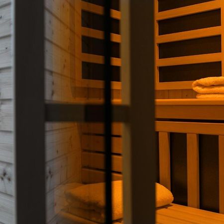 Bumblebee Luxury Apartments 2 ザグレブ エクステリア 写真